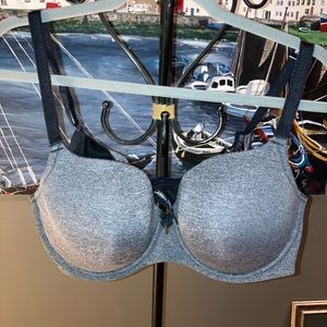 Torrid Sexy Tee Shirt Bra 44c
